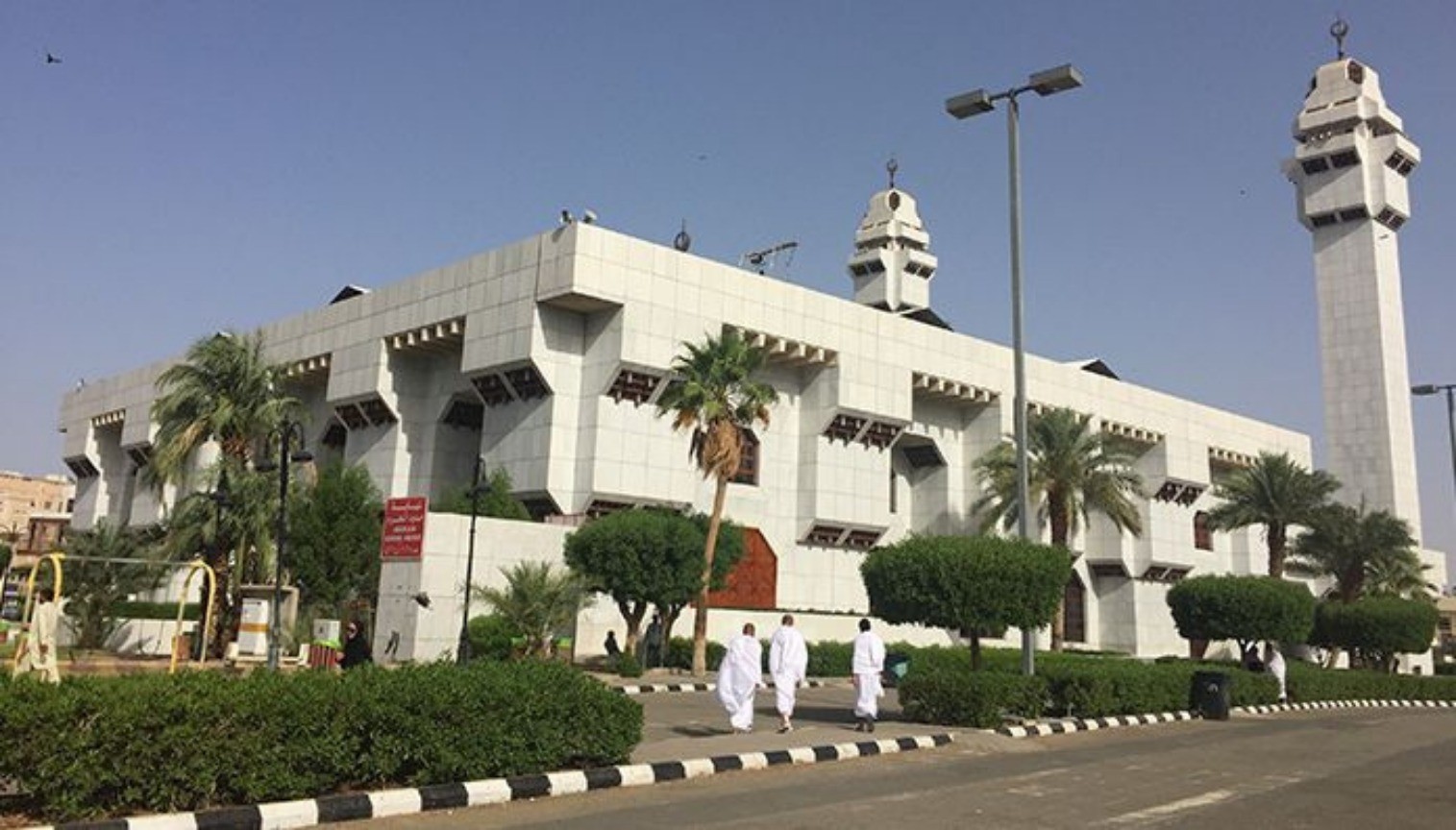 استكشاف المعالم